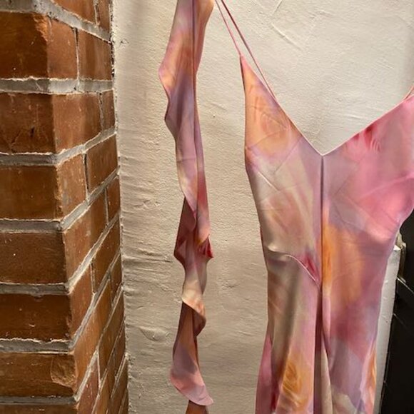 Beate Maxi Dress - Picture 5 of 12